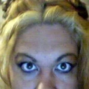 Meet your Posher, Araceli